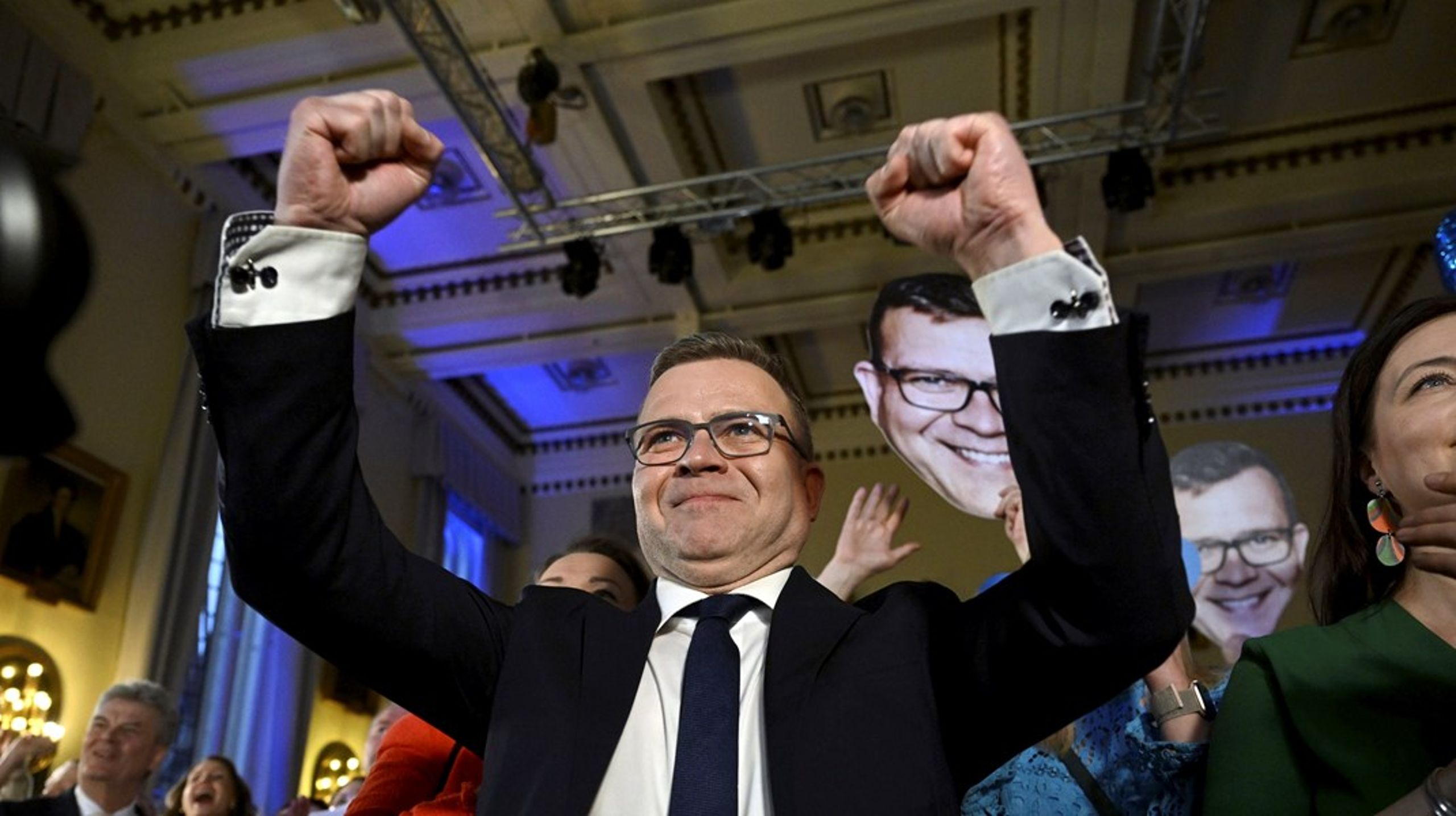 Konservative Petteri Orpo ser ut&nbsp; til å kunne ta plass på Finlands statsministerkontor etter at partiet hans ble størst i søndagens valg. Men først venter vanskelige koalisjonsforhandlinger.&nbsp;&nbsp;