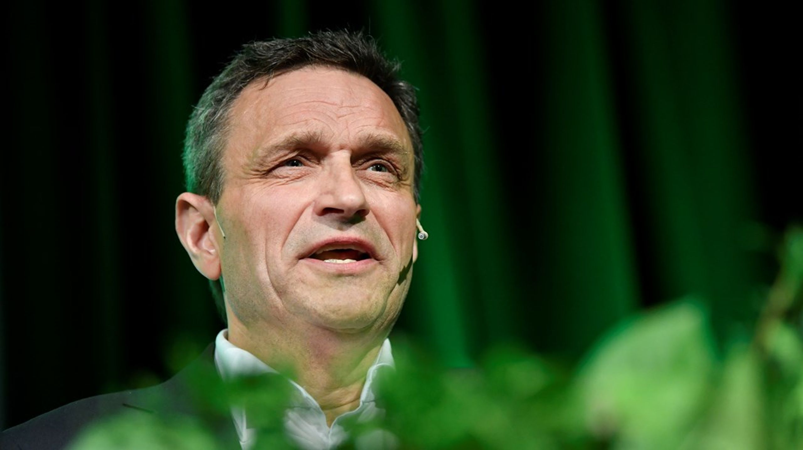 Partileder Arild Hermstad i Miljøpartiet De Grønne åpnet paritets landsmøte med å kritisere regjeringens oljepolitikk.