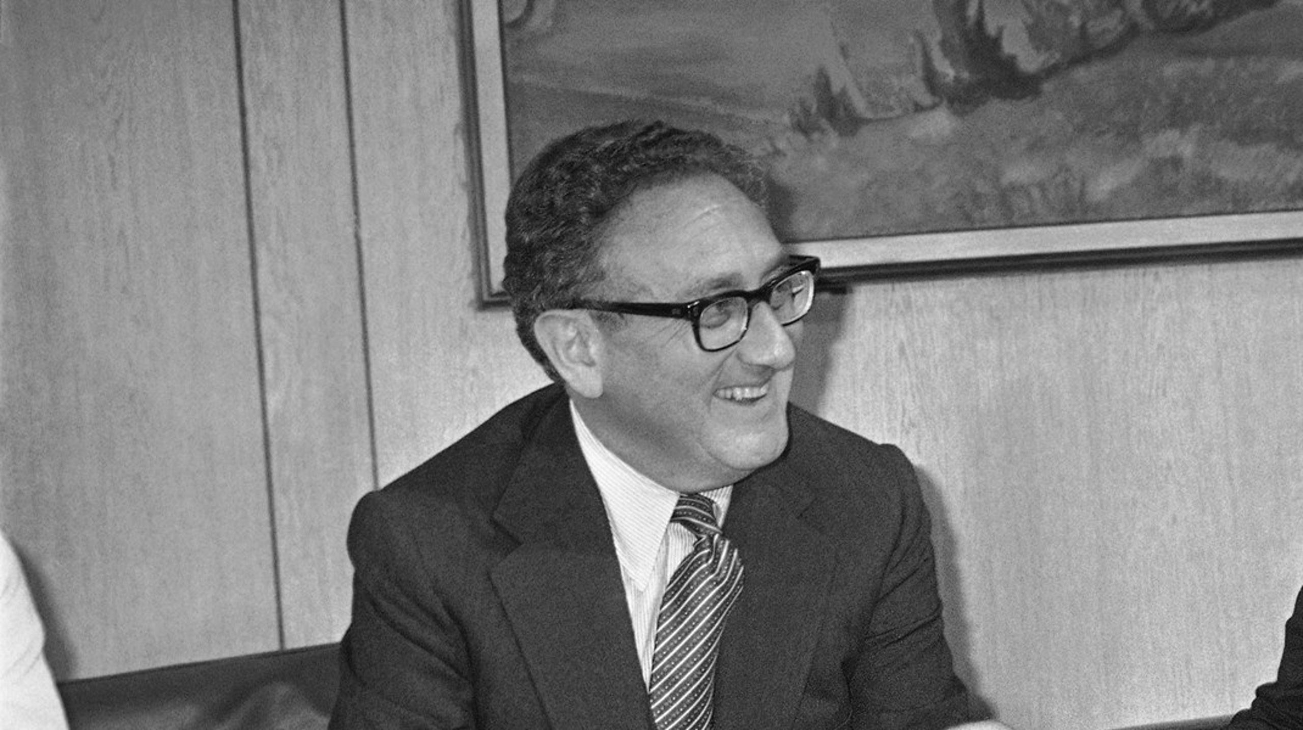 Den amerikanske sikkerhetspolitiske kjempen Henry Kissinger fyller 100 år kommende lørdag.