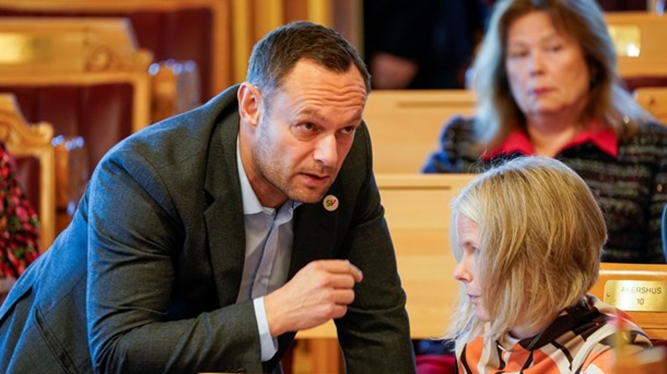 Torgeir Knag Fylkesnes og Kirsti Bergstø under muntlige spørretimen på Stortinget.