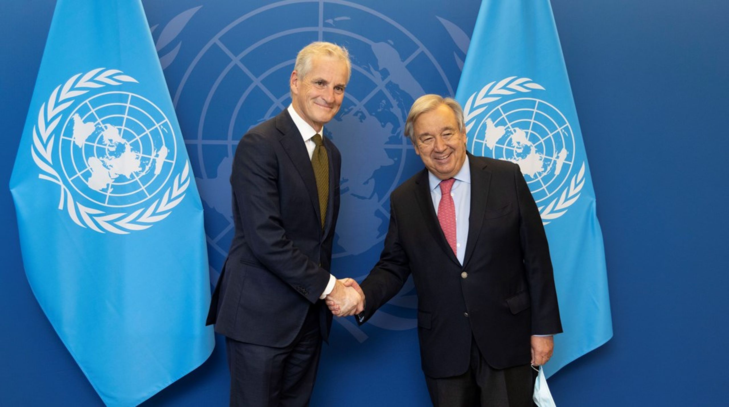 Statsminister Jonas Gahr Støre (t.v.) sammen med FNs generalsekretær&nbsp;Antonio Guterres under fjorårets høynivåuke i FN.