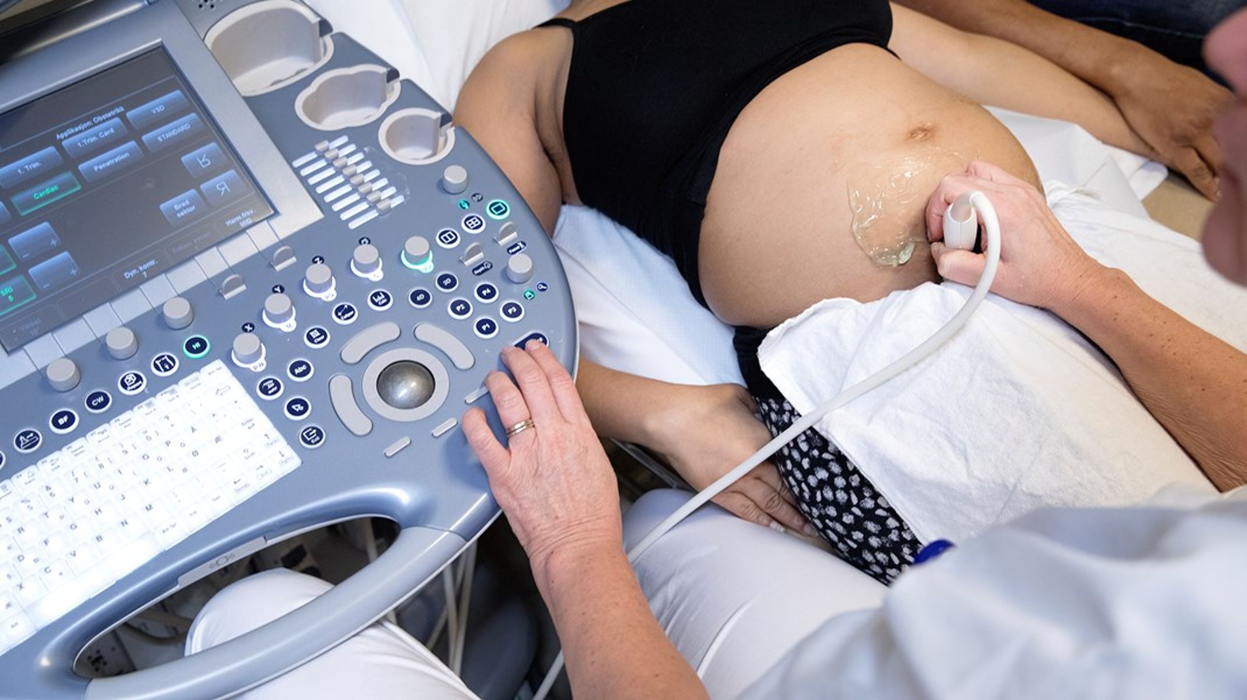 En av fordelene ved at offentlige sykehus også kan tilby NIPT til gravide under 35 år, er at blodprøven kan tas når de uansett er inne til ultralyd.