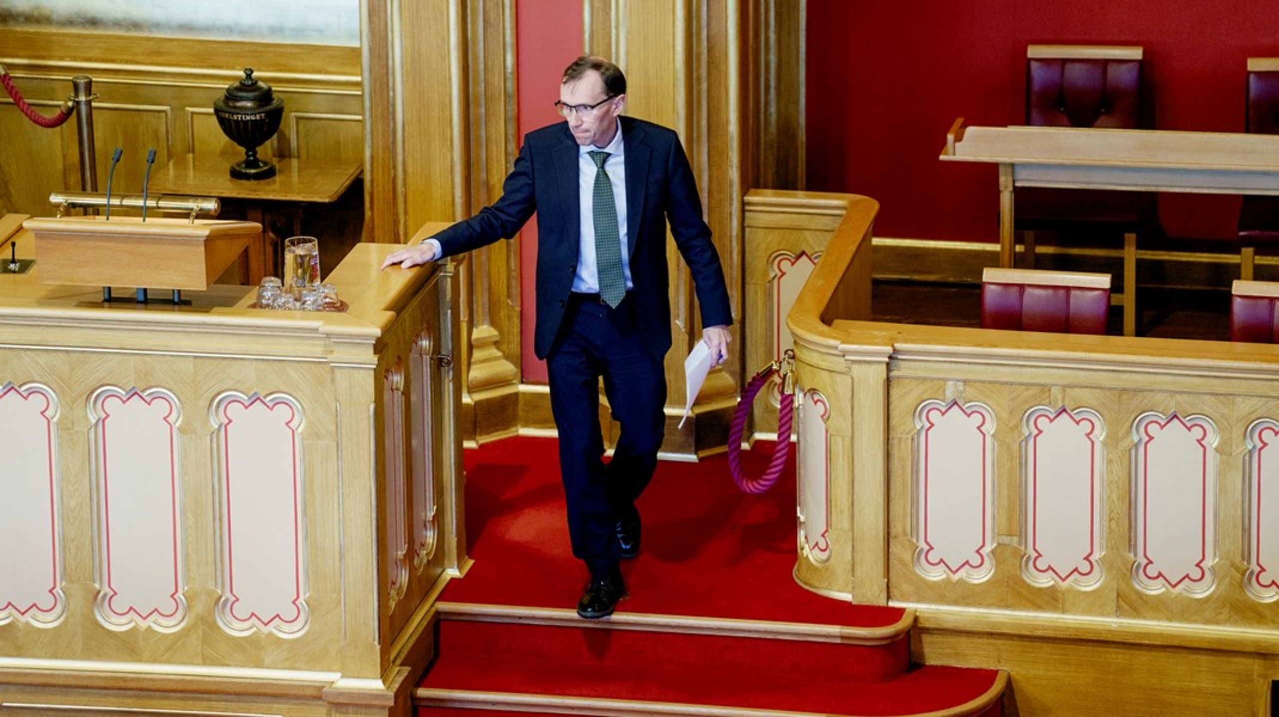 Utenriksminister Espen Barth Eide (Ap) ble utfordret om russiske midler i Stortinget.
