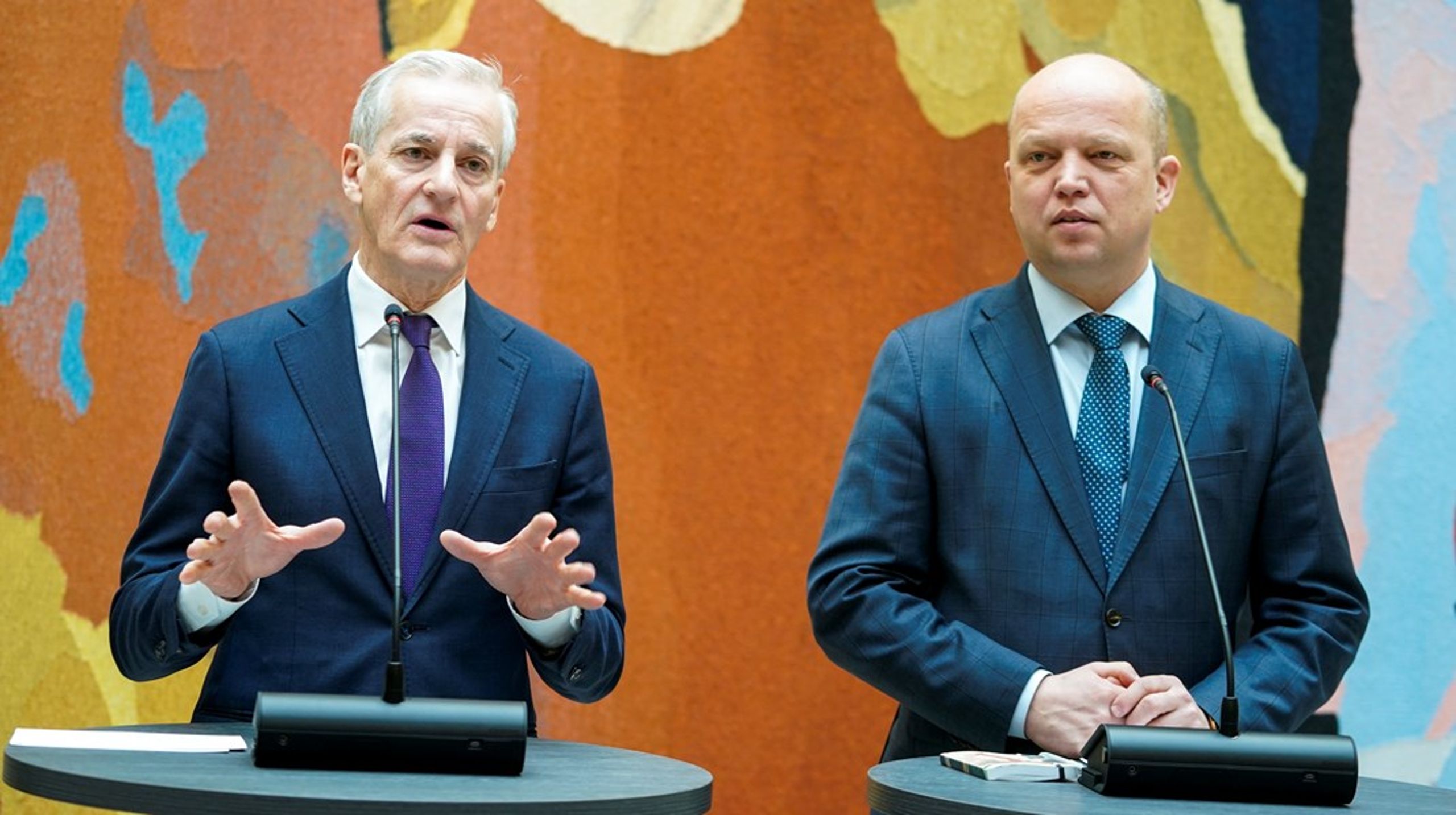 Statsminister Støre og finansminister Vedum inviterte til pressemøte etter det siste møtet om lantidsplanen med partiene på Stortinget.