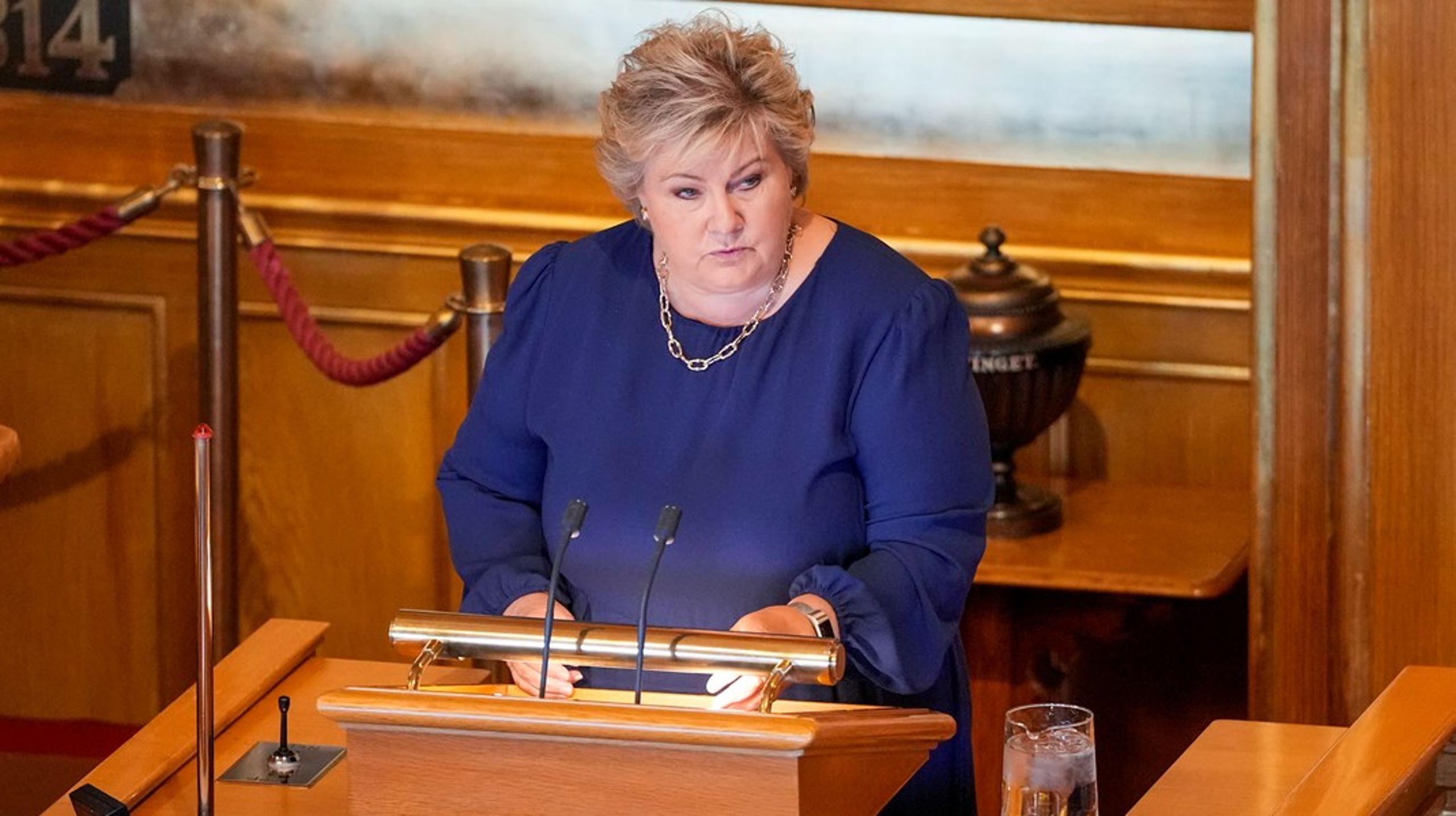 Høyre-leder Erna Solberg varslet en storsatsing på sol da hun talte til Høyres stortingsgruppe i august. 19. september fremmet Høyre ni forslag for å få fart på solkraftutbyggingen i Norge i møte med energikrisen.