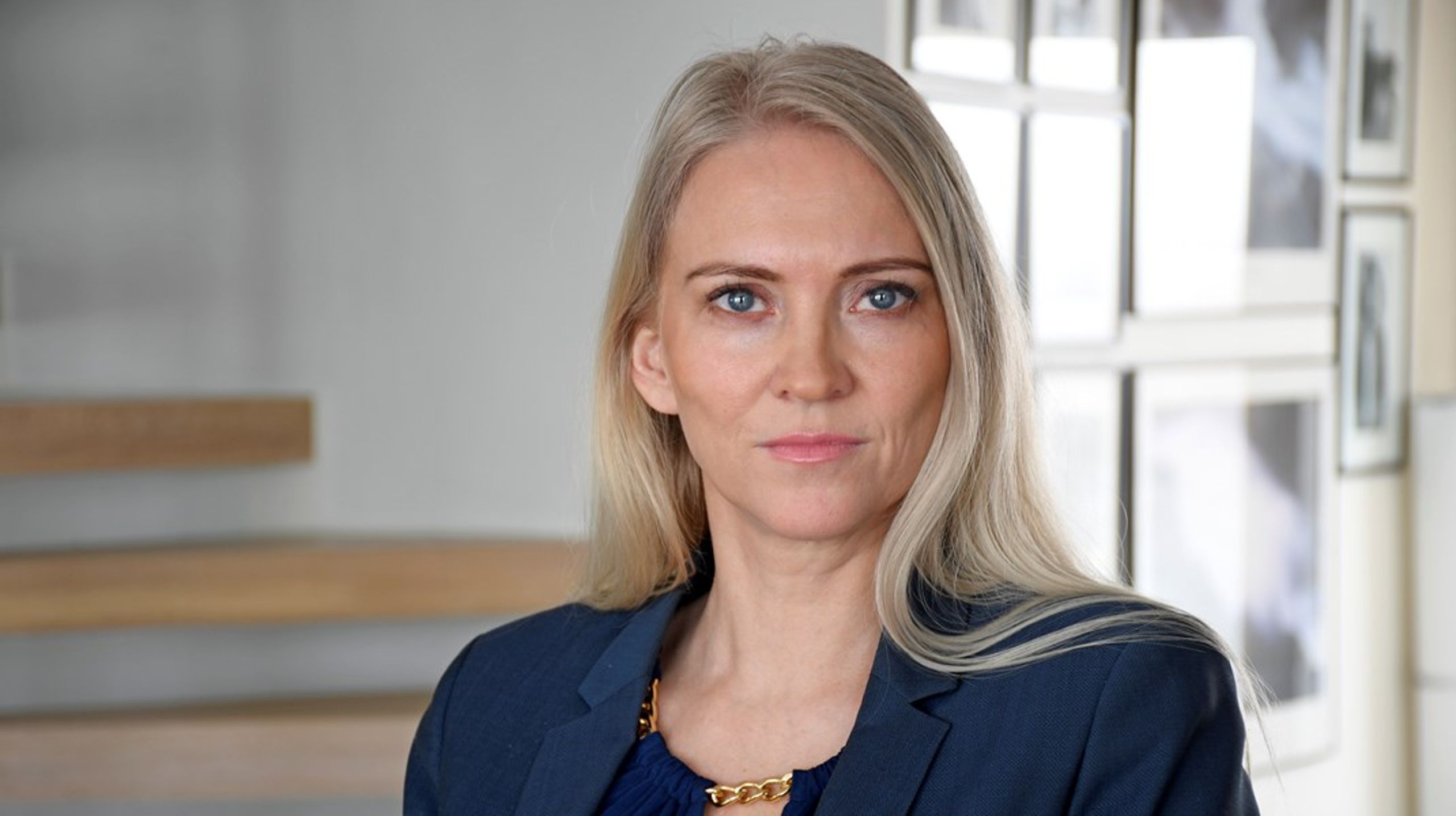 Leder i Norsk Sykepleierforbund, Lill Sverresdatter Larsen, mener et bidrag til bemanningsutfordringene i helsetjenesten kan være å få sykepleiere til å bli i yrket.