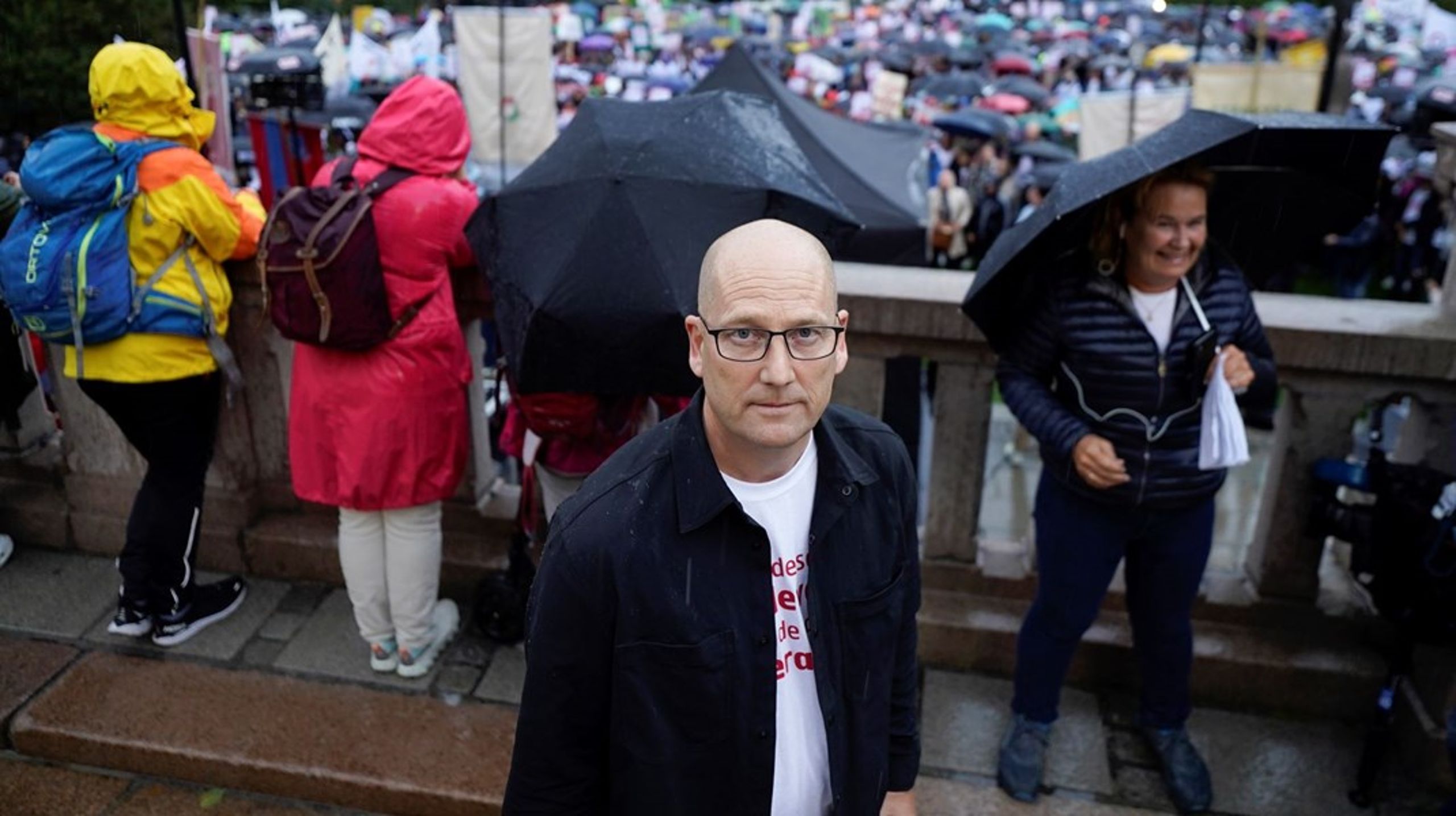 Leder i Utdanningsforbundet Steffen Handal under en streikemarkering foran Stortinget i høst.