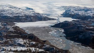 Grønlandsisen smelter raskere enn normalt